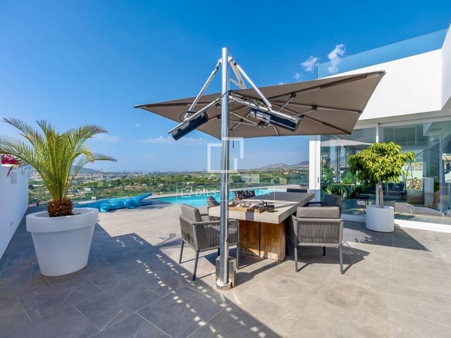 3 slaapkamer Villa te koop in Altea met zwembad garage - € 2.675.000 (Ref: 10021702)