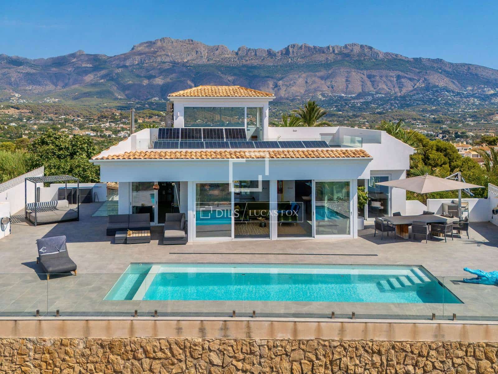 3 slaapkamer Villa te koop in Altea met zwembad garage - € 2.675.000 (Ref: 10021702)