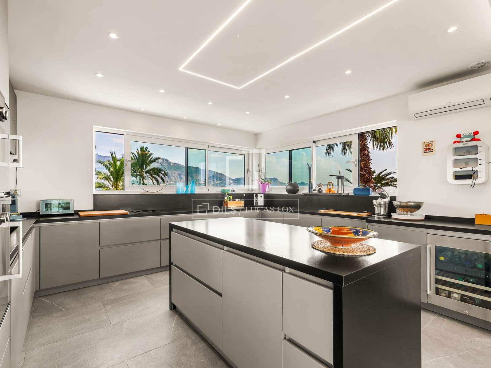 3 slaapkamer Villa te koop in Altea met zwembad garage - € 2.675.000 (Ref: 10021702)