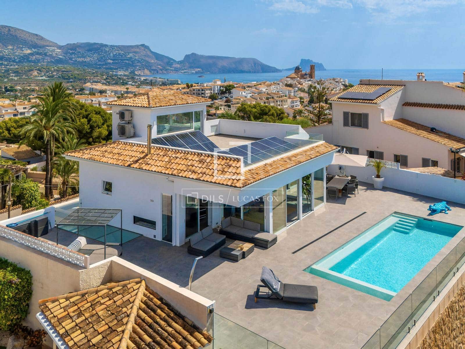3 slaapkamer Villa te koop in Altea met zwembad garage - € 2.675.000 (Ref: 10021702)