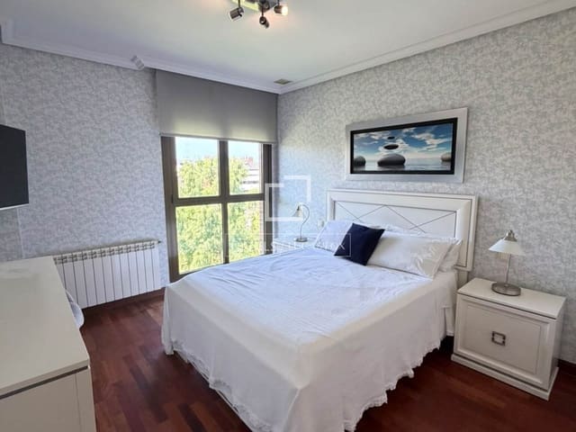 4 slaapkamer Appartement te huur in Majadahonda met zwembad garage - € 4.500 (Ref: 10022916)