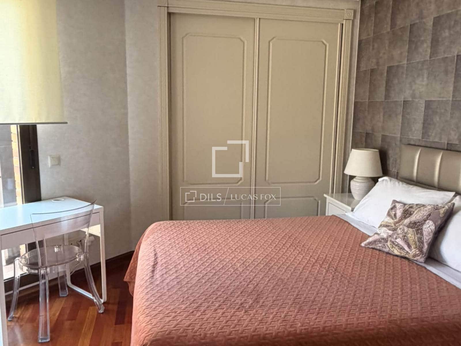 4 sovrum Lägenhet att hyra i Majadahonda med pool garage - 4 500 € (Ref: 10022916)