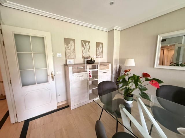 4 slaapkamer Appartement te huur in Majadahonda met zwembad garage - € 4.500 (Ref: 10022916)
