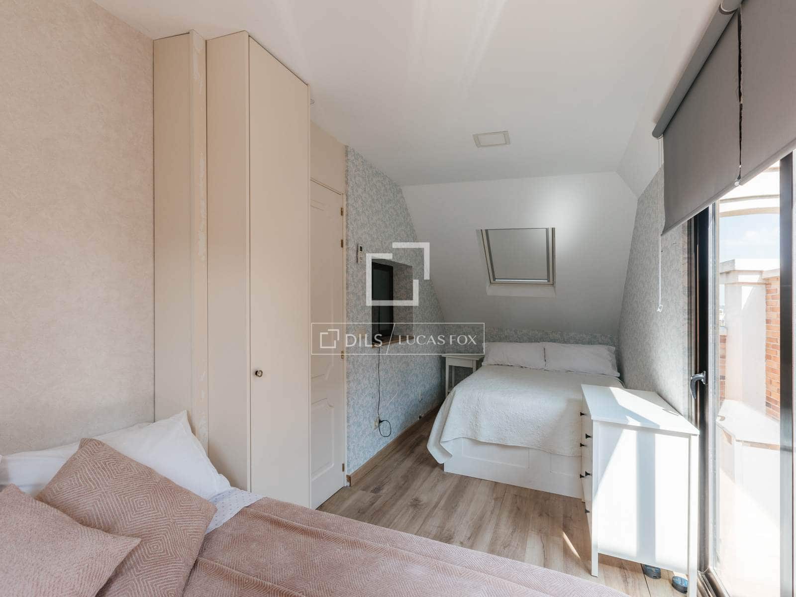 4 bedroom Apartment for rent in Majadahonda with pool garage - € 4,500 (Ref: 10022916)