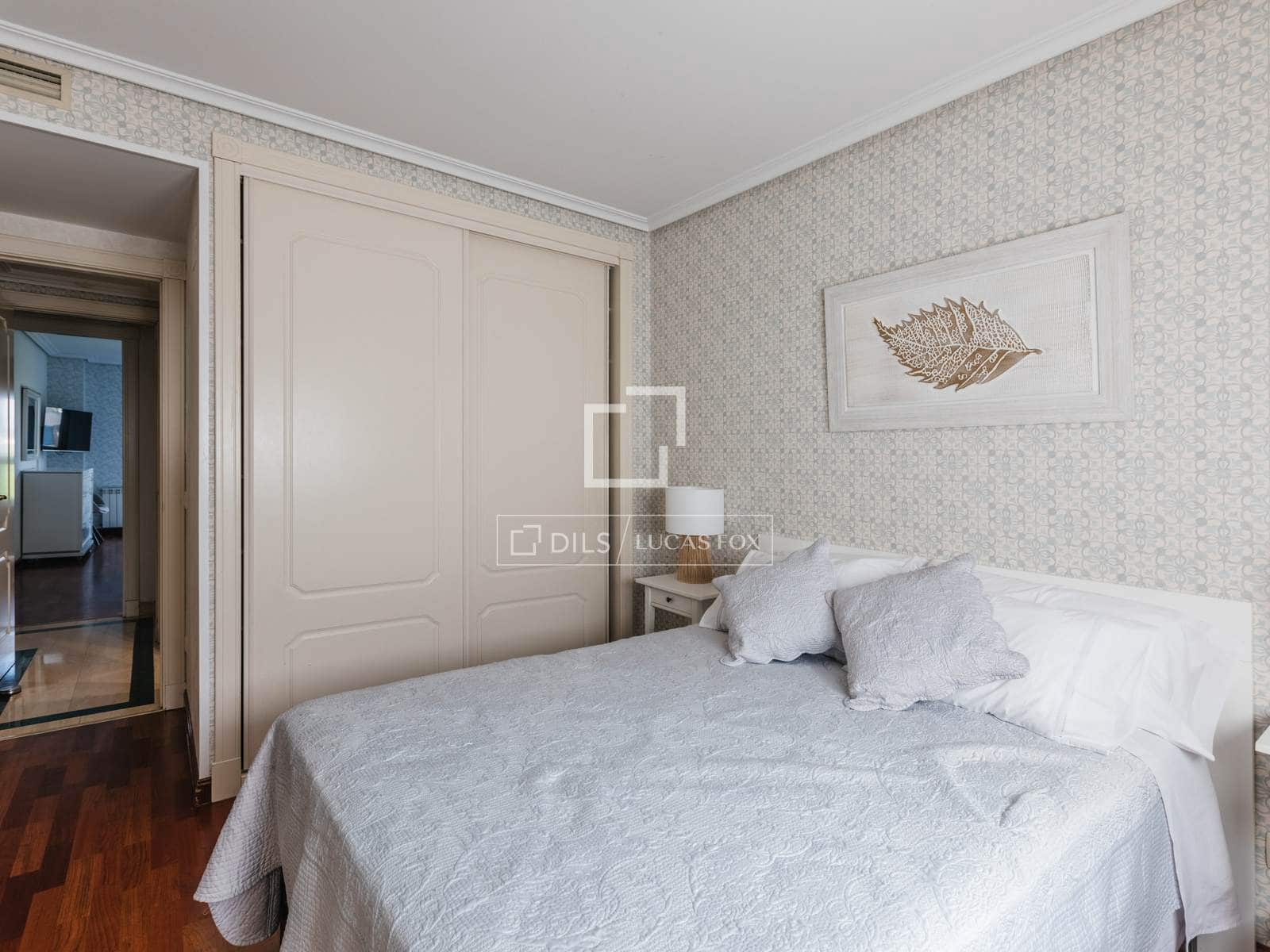 4 bedroom Apartment for rent in Majadahonda with pool garage - € 4,500 (Ref: 10022916)