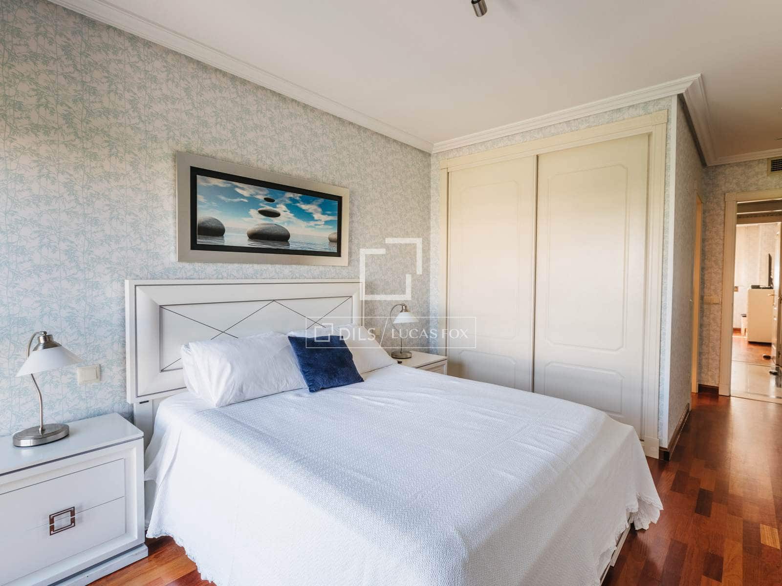 4 bedroom Apartment for rent in Majadahonda with pool garage - € 4,500 (Ref: 10022916)