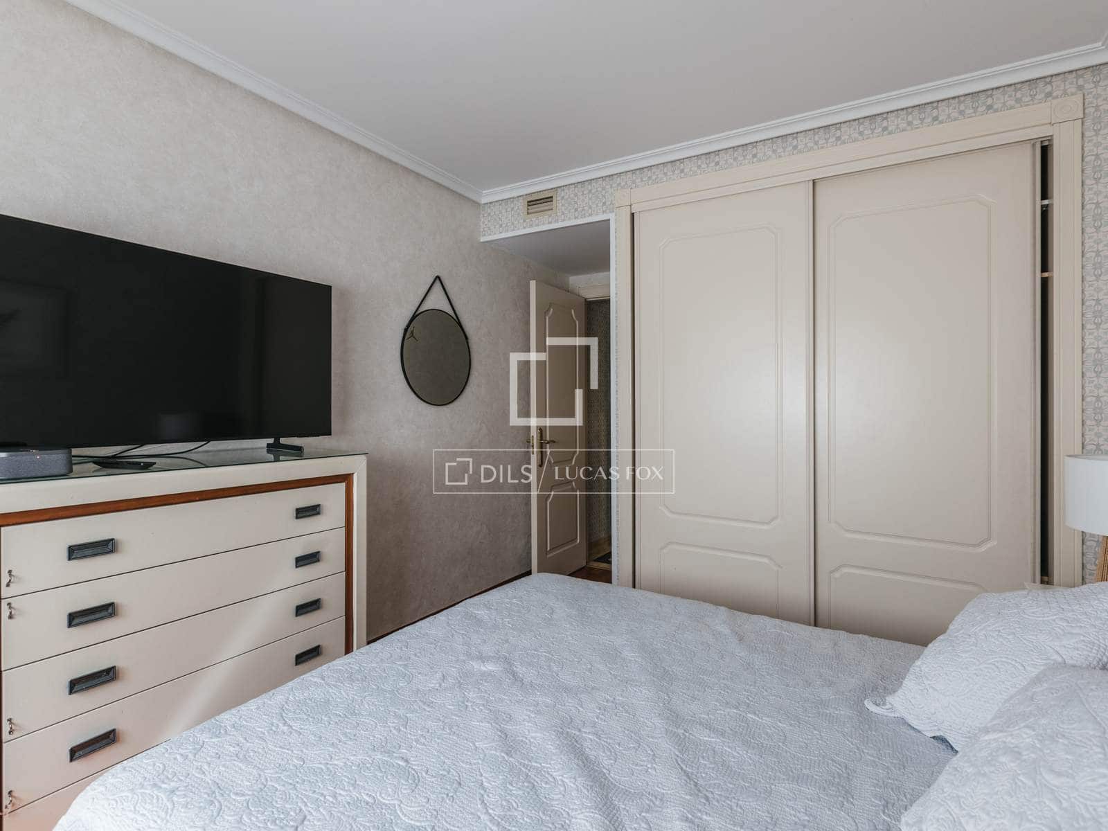 4 bedroom Apartment for rent in Majadahonda with pool garage - € 4,500 (Ref: 10022916)
