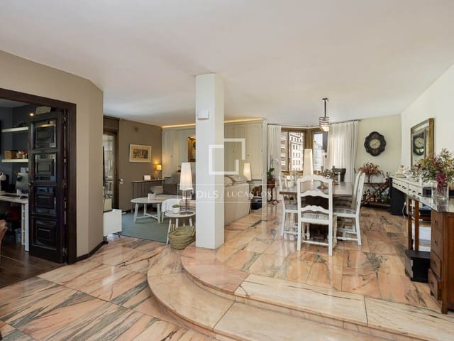 Apartamento de 5 habitaciones en Barcelona ciudad en venta con garaje - 1.200.000 € (Ref: 10023102)
