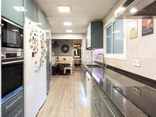 Apartamento de 5 habitaciones en Barcelona ciudad en venta con garaje - 1.200.000 € (Ref: 10023102)