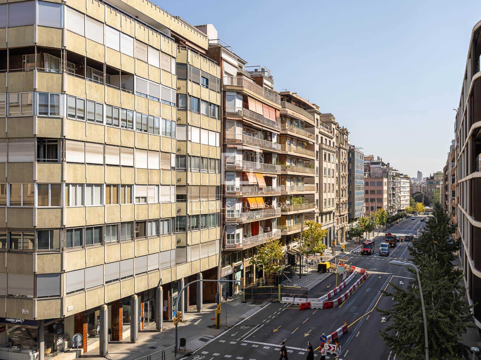 Apartamento de 5 habitaciones en Barcelona ciudad en venta con garaje - 1.200.000 € (Ref: 10023102)