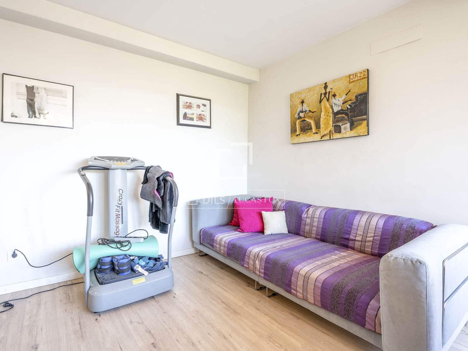 Apartamento de 3 habitaciones en Madrid ciudad en venta - 475.000 € (Ref: 10023103)