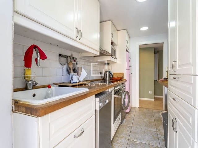 Apartamento de 3 habitaciones en Madrid ciudad en venta - 475.000 € (Ref: 10023103)