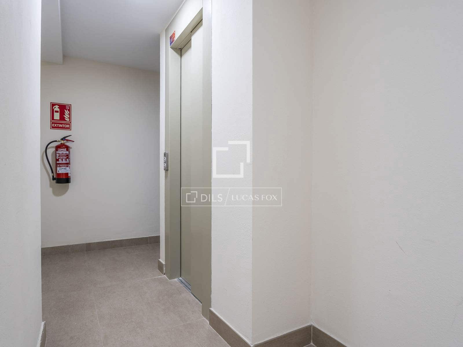 Apartamento de 3 habitaciones en Madrid ciudad en venta - 475.000 € (Ref: 10023103)
