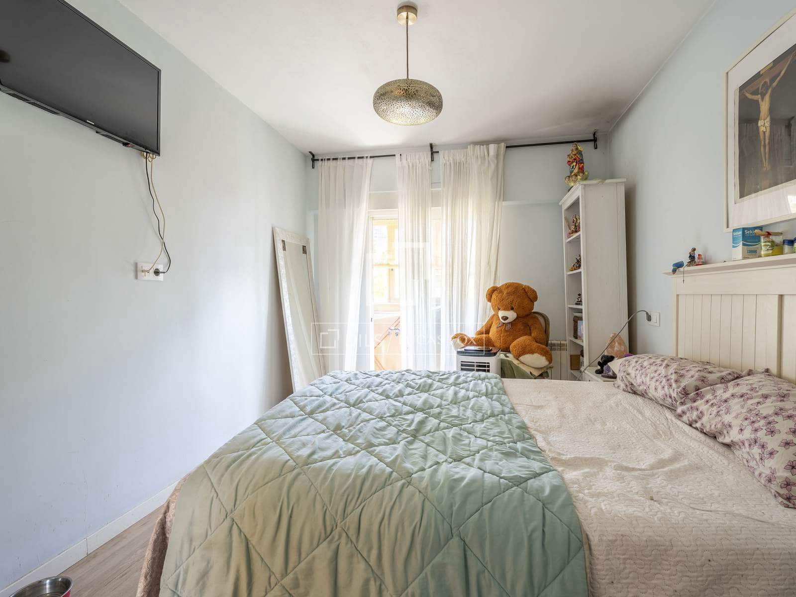 Apartamento de 3 habitaciones en Madrid ciudad en venta - 475.000 € (Ref: 10023103)