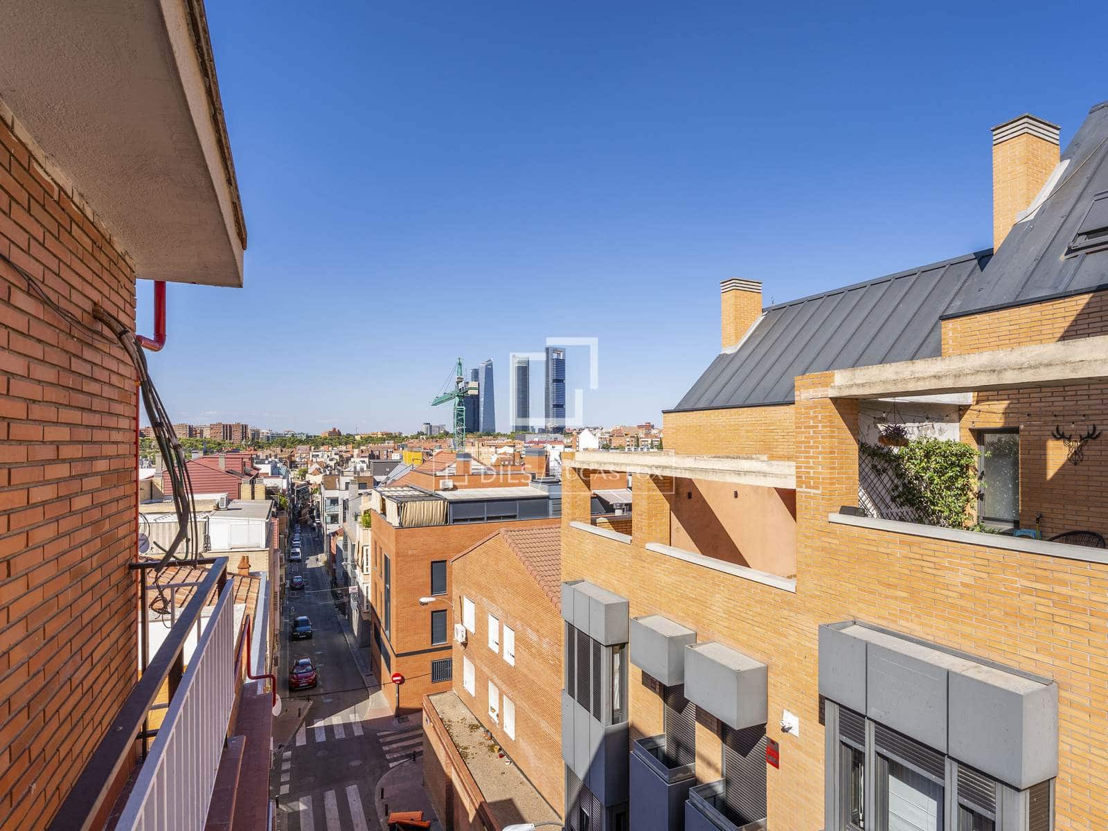 Apartamento de 3 habitaciones en Madrid ciudad en venta - 475.000 € (Ref: 10023103)