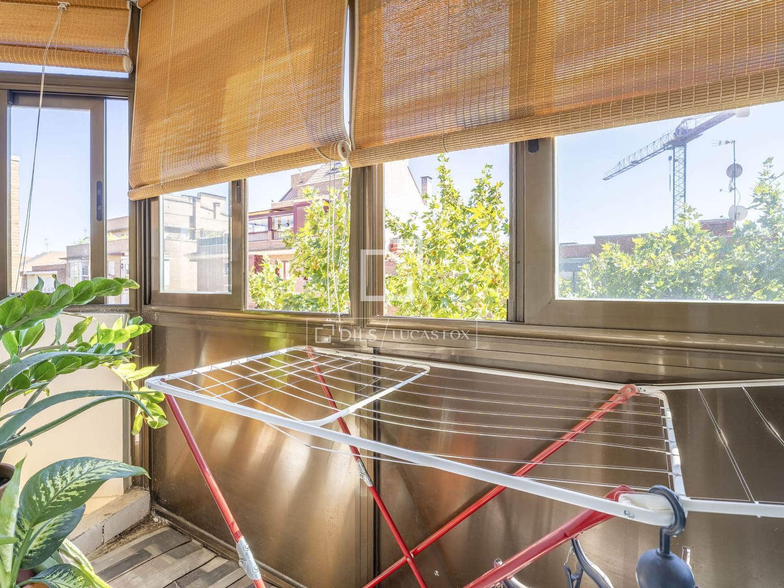 Apartamento de 3 habitaciones en Madrid ciudad en venta - 475.000 € (Ref: 10023103)