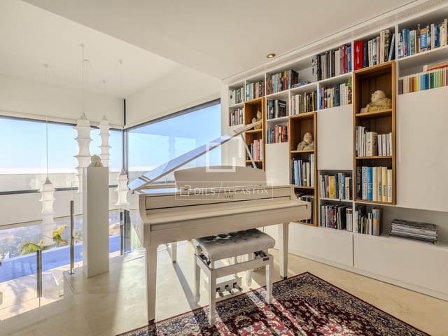 4 sypialnia Willa na sprzedaż w Javea / Xàbia z basenem garażem - 2 450 000 € (Ref: 10023201)