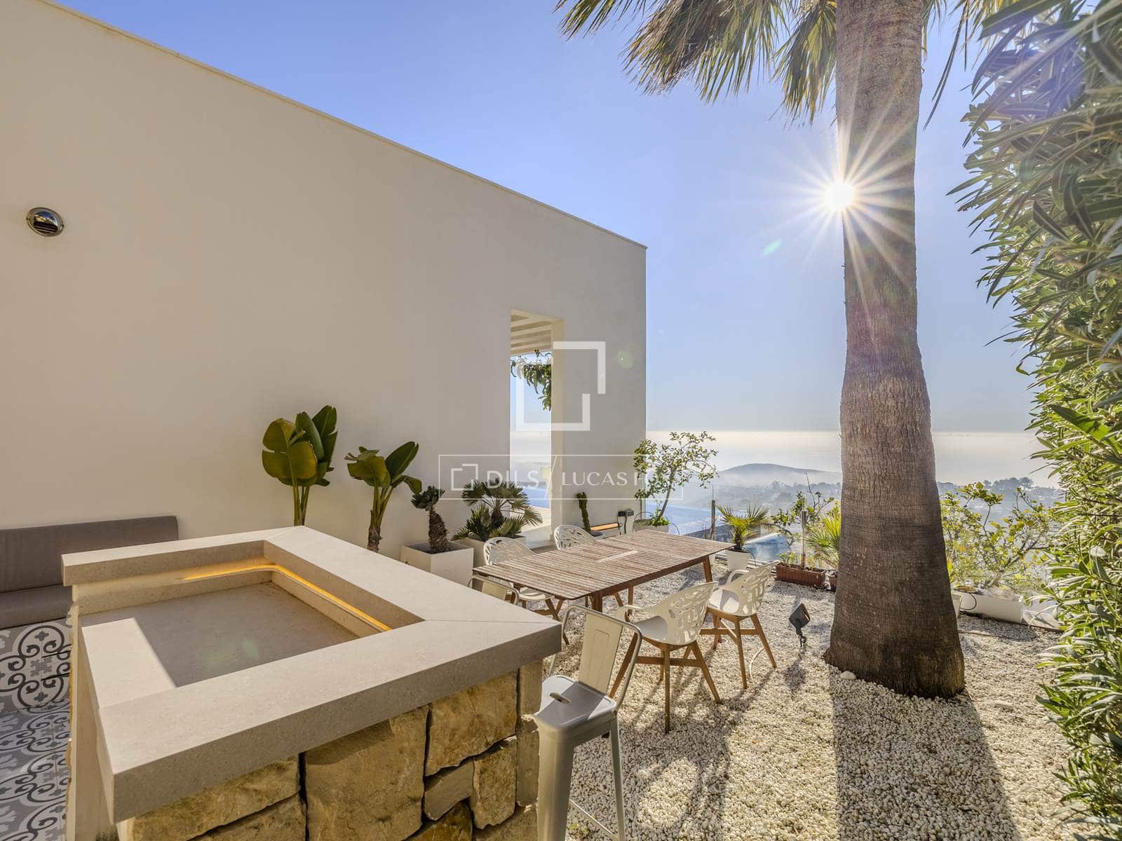 4 sypialnia Willa na sprzedaż w Javea / Xabia z basenem garażem - 2 450 000 € (Ref: 10023201)
