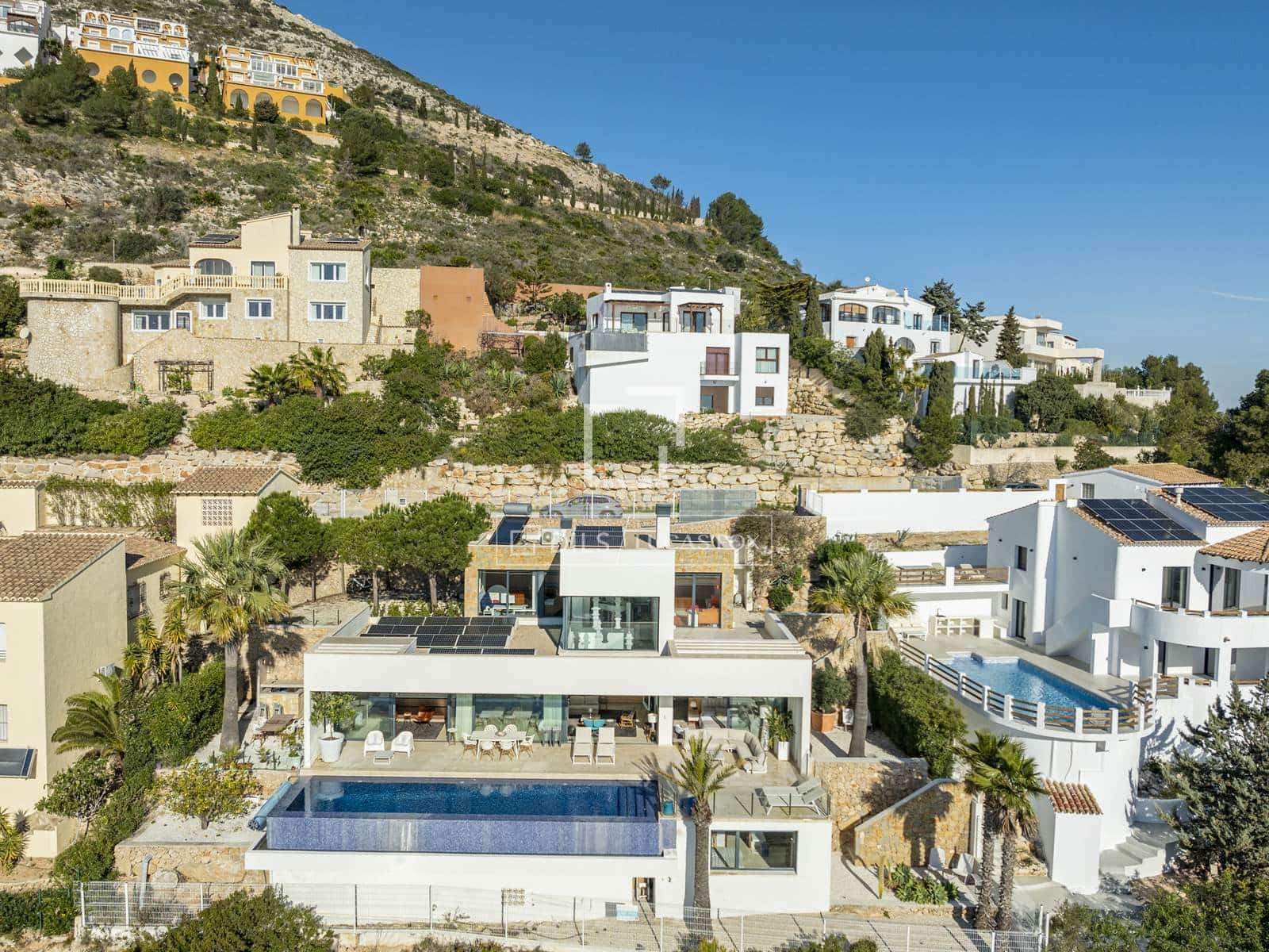 4 sypialnia Willa na sprzedaż w Javea / Xabia z basenem garażem - 2 450 000 € (Ref: 10023201)