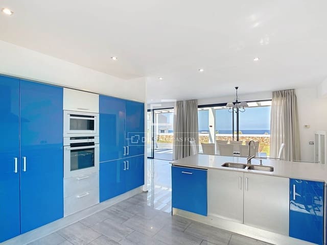 5 camera da letto Villa in vendita in Ciutadella de Menorca con piscina garage - 1.550.000 € (Rif: 10023273)