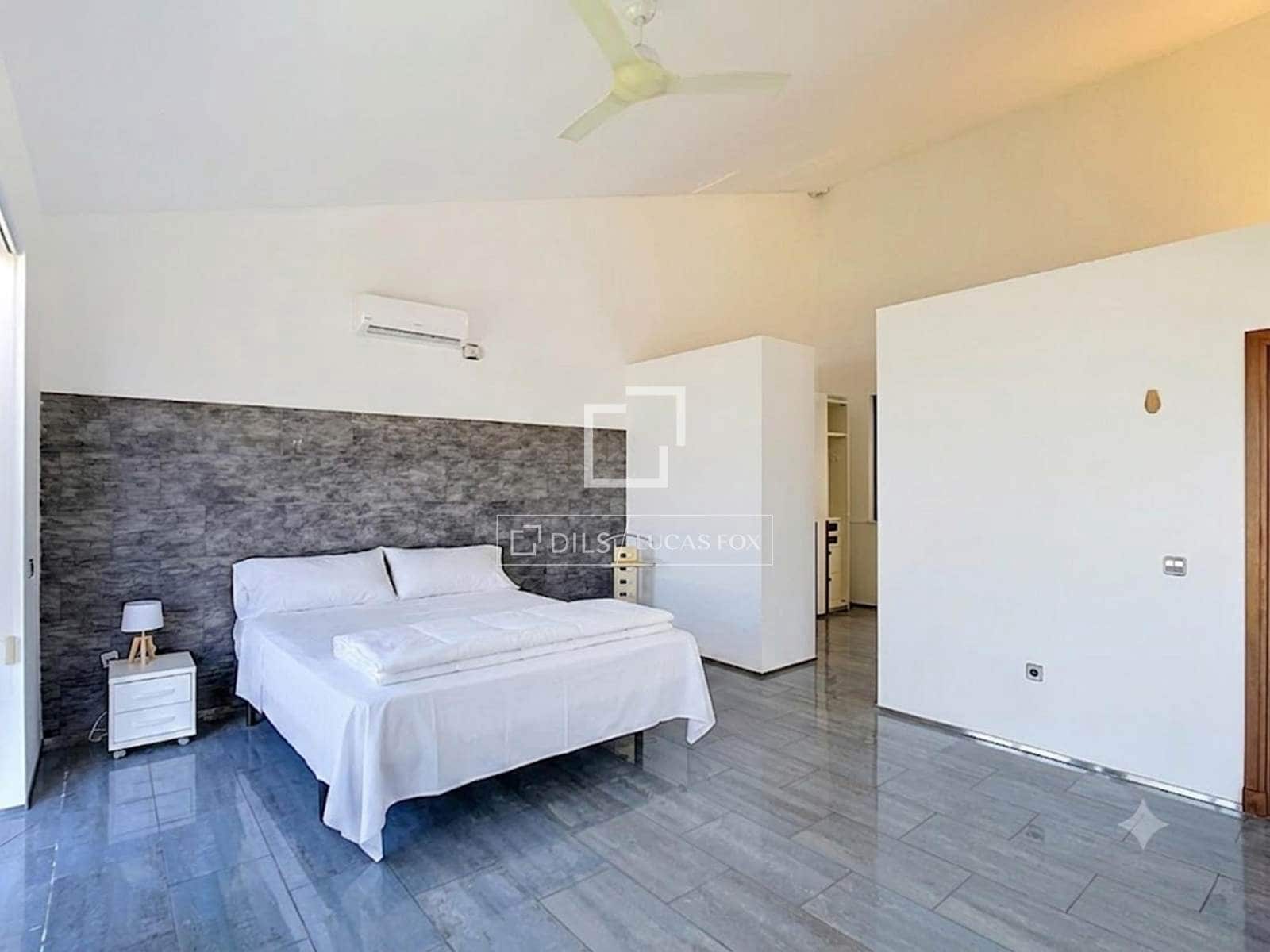 5 quarto Moradia para venda em Ciutadella de Menorca com piscina garagem - 1 550 000 € (Ref: 10023273)