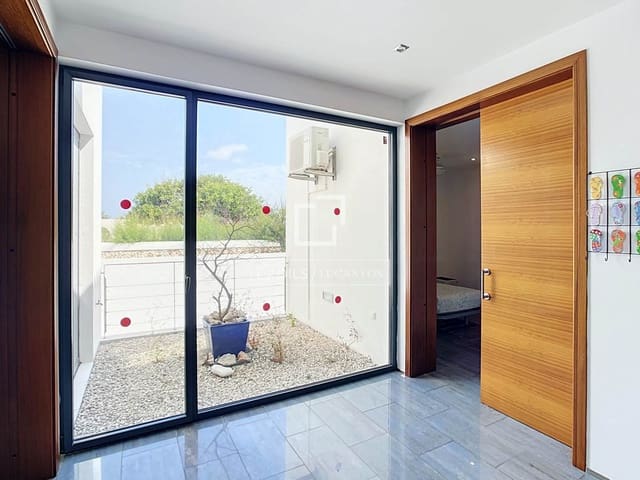 5 camera da letto Villa in vendita in Ciutadella de Menorca con piscina garage - 1.550.000 € (Rif: 10023273)