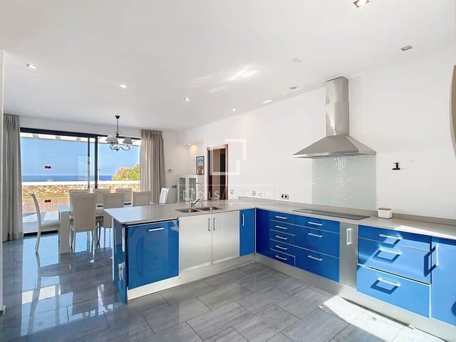 5 camera da letto Villa in vendita in Ciutadella de Menorca con piscina garage - 1.550.000 € (Rif: 10023273)