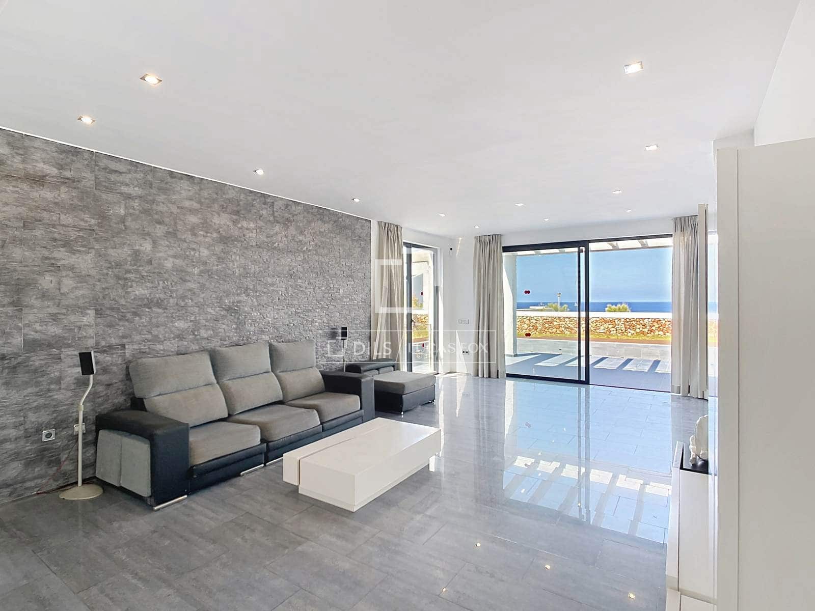 5 quarto Moradia para venda em Ciutadella de Menorca com piscina garagem - 1 550 000 € (Ref: 10023273)
