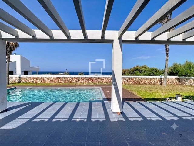 5 camera da letto Villa in vendita in Ciutadella de Menorca con piscina garage - 1.550.000 € (Rif: 10023273)