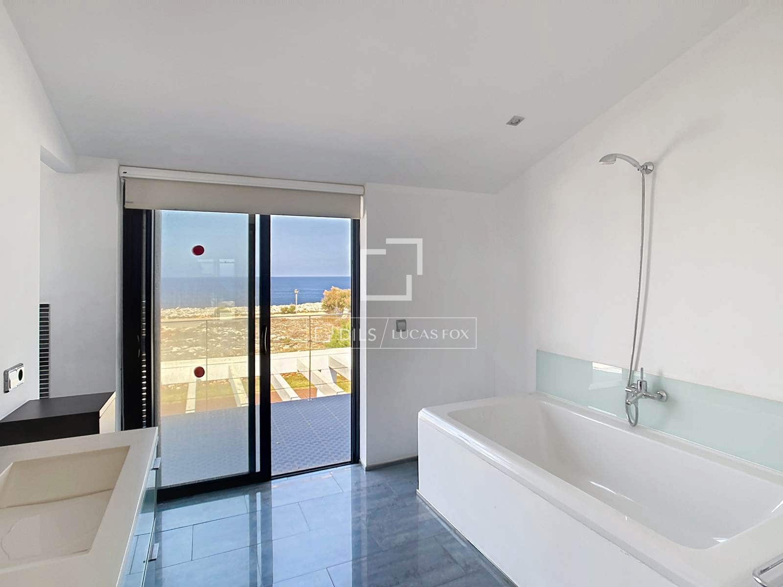 5 quarto Moradia para venda em Ciutadella de Menorca com piscina garagem - 1 550 000 € (Ref: 10023273)