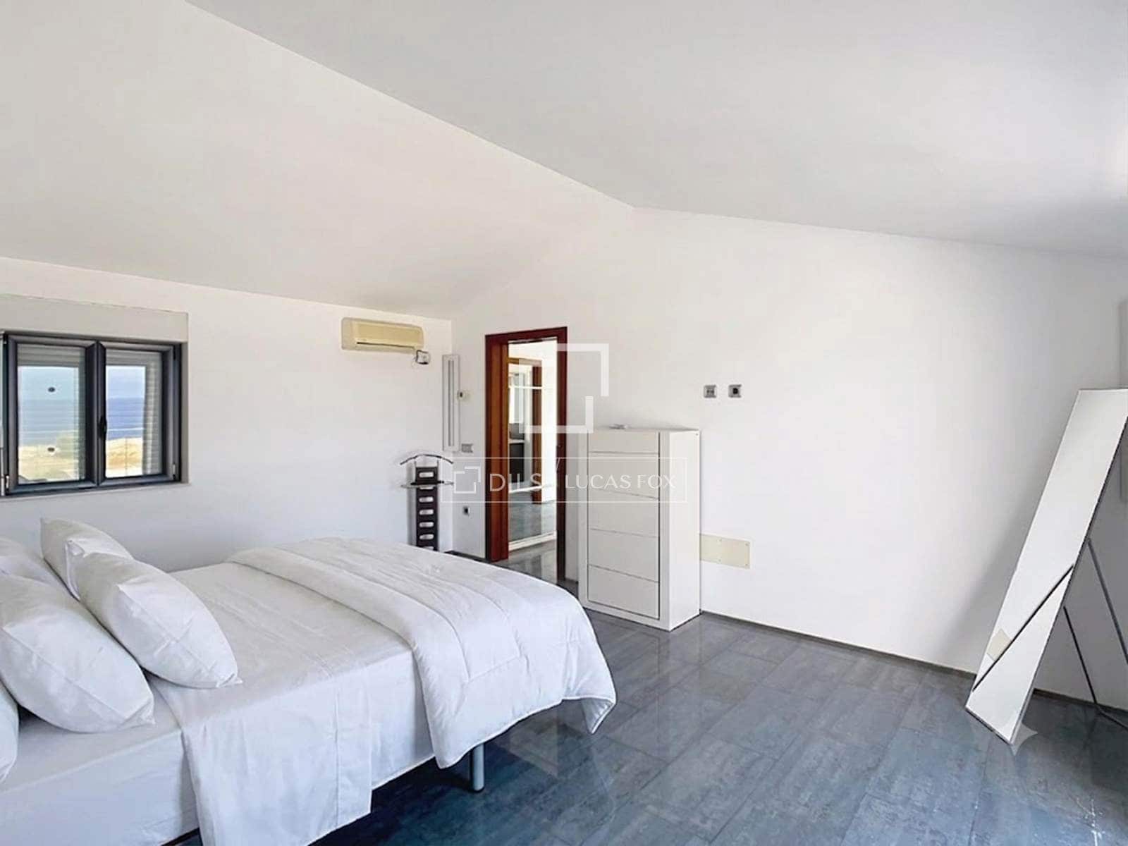 5 quarto Moradia para venda em Ciutadella de Menorca com piscina garagem - 1 550 000 € (Ref: 10023273)