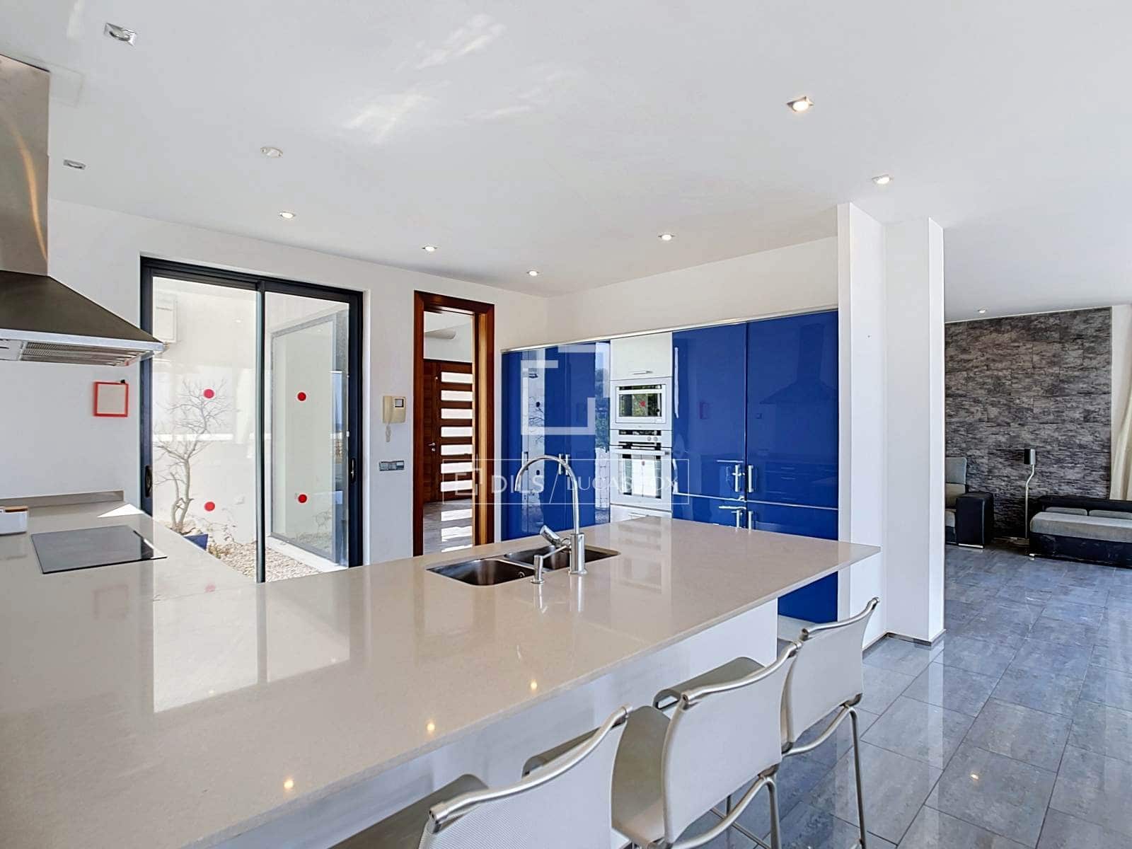 5 quarto Moradia para venda em Ciutadella de Menorca com piscina garagem - 1 550 000 € (Ref: 10023273)