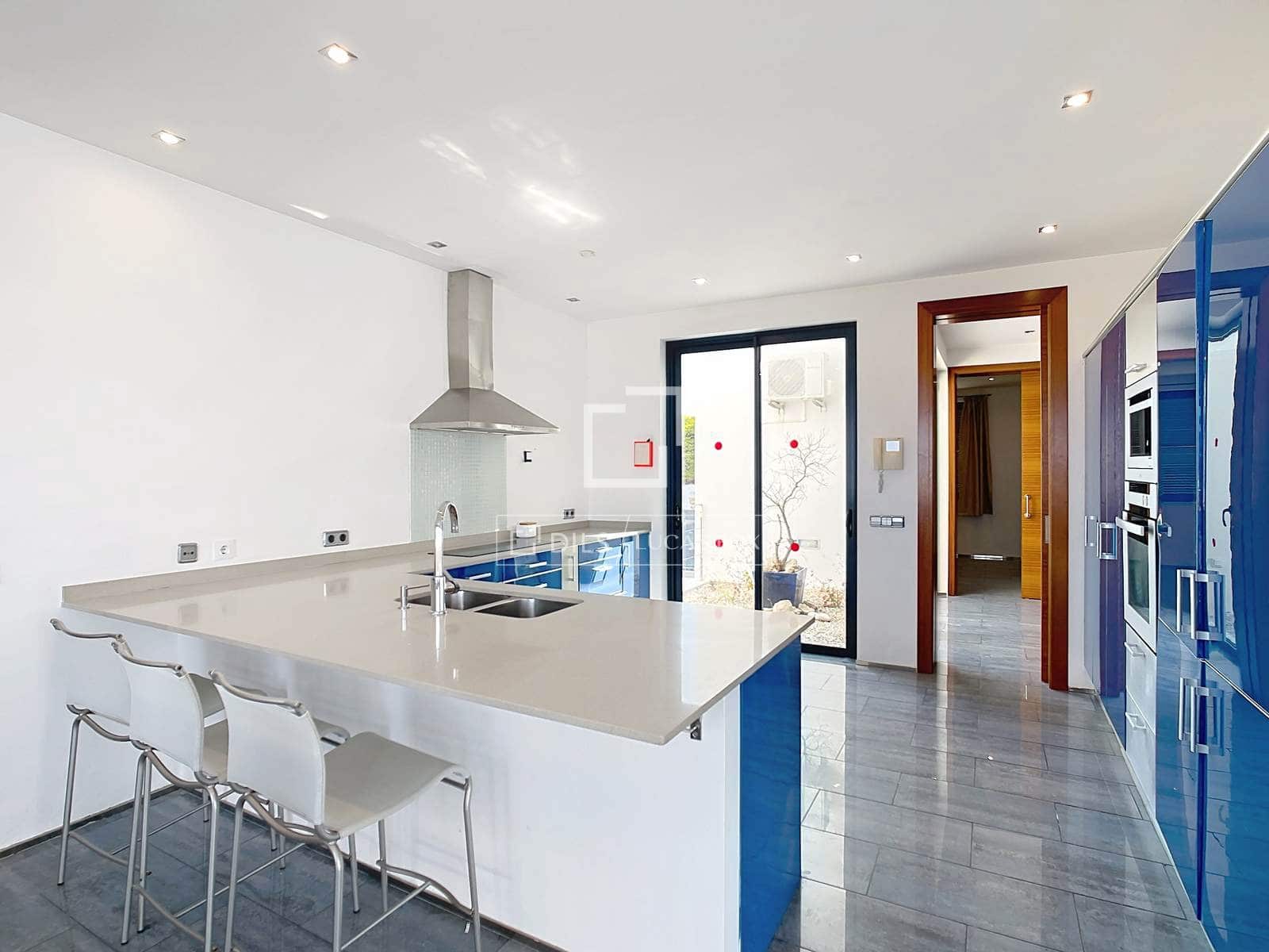 5 quarto Moradia para venda em Ciutadella de Menorca com piscina garagem - 1 550 000 € (Ref: 10023273)
