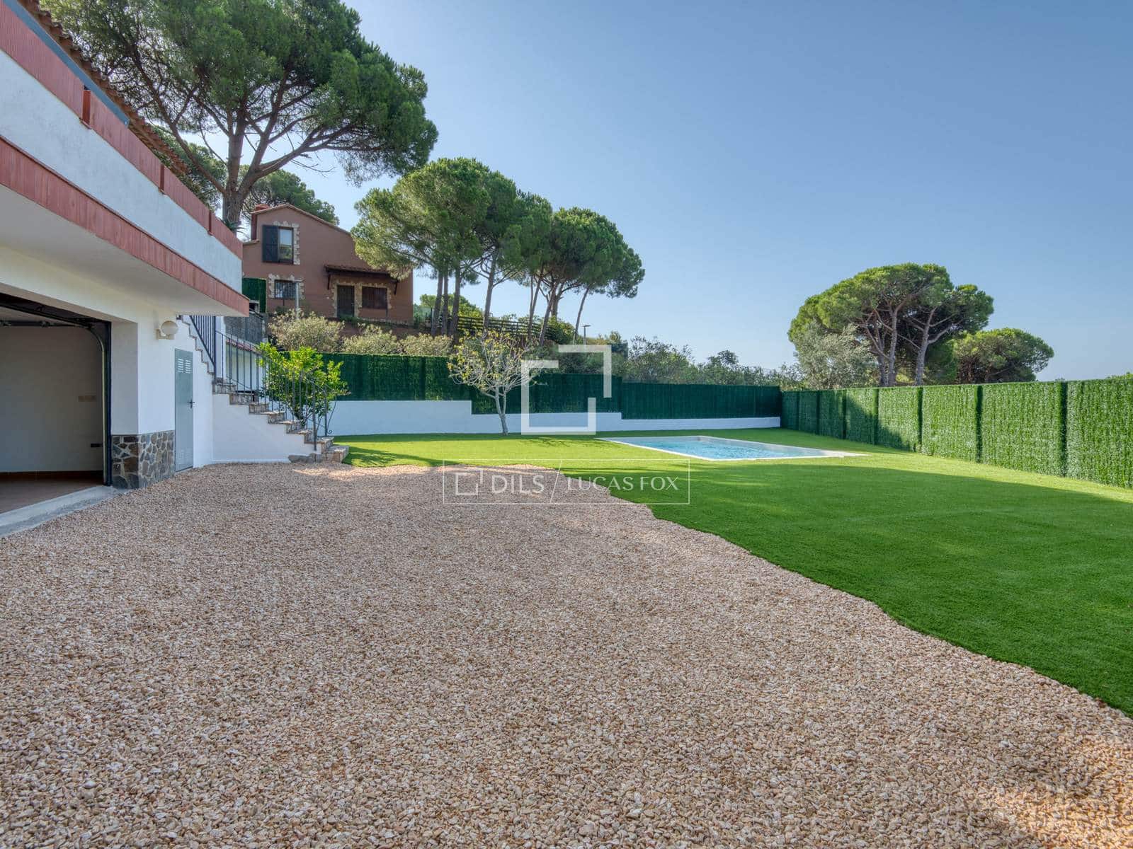 5 bedroom Villa for sale in Platja d'Aro with pool garage - € 945,000 (Ref: 10023274)