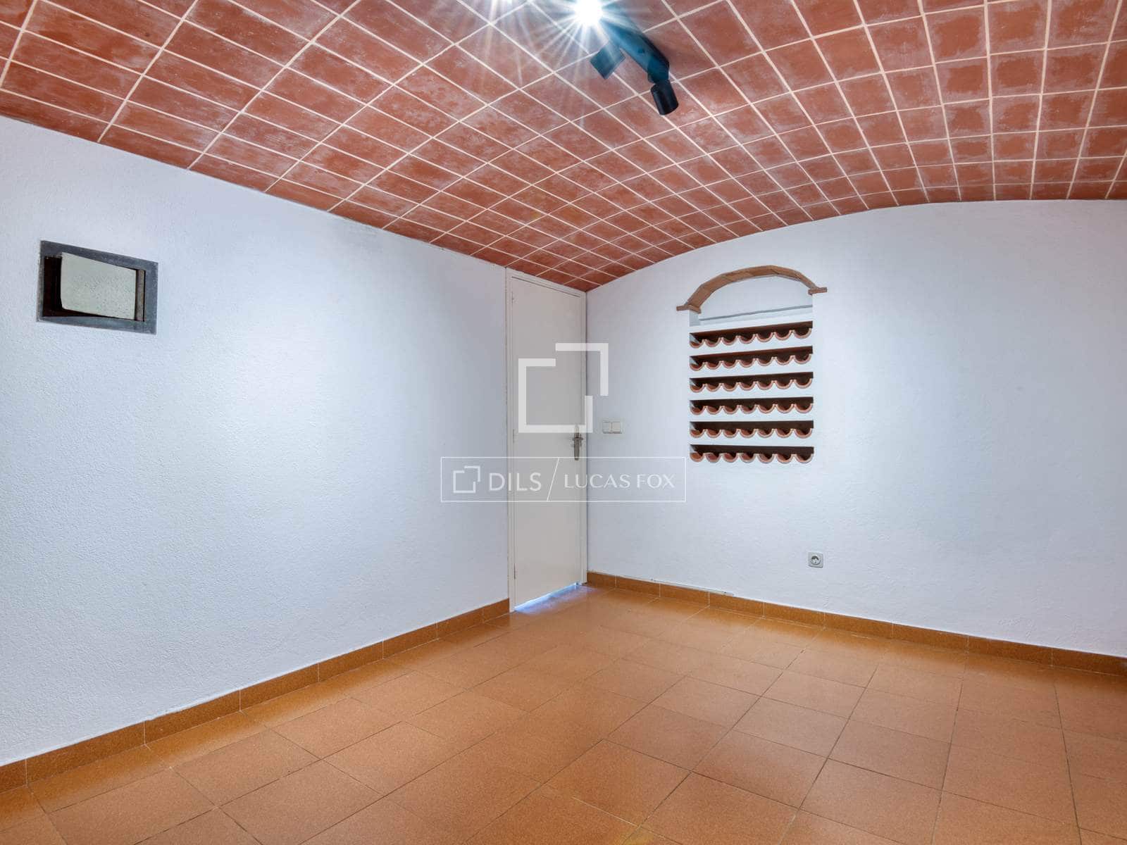 5 bedroom Villa for sale in Platja d'Aro with pool garage - € 945,000 (Ref: 10023274)