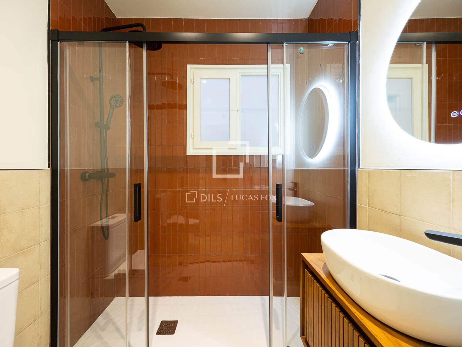 3 slaapkamer Appartement te koop in Barcelona stad - € 335.000 (Ref: 10023275)