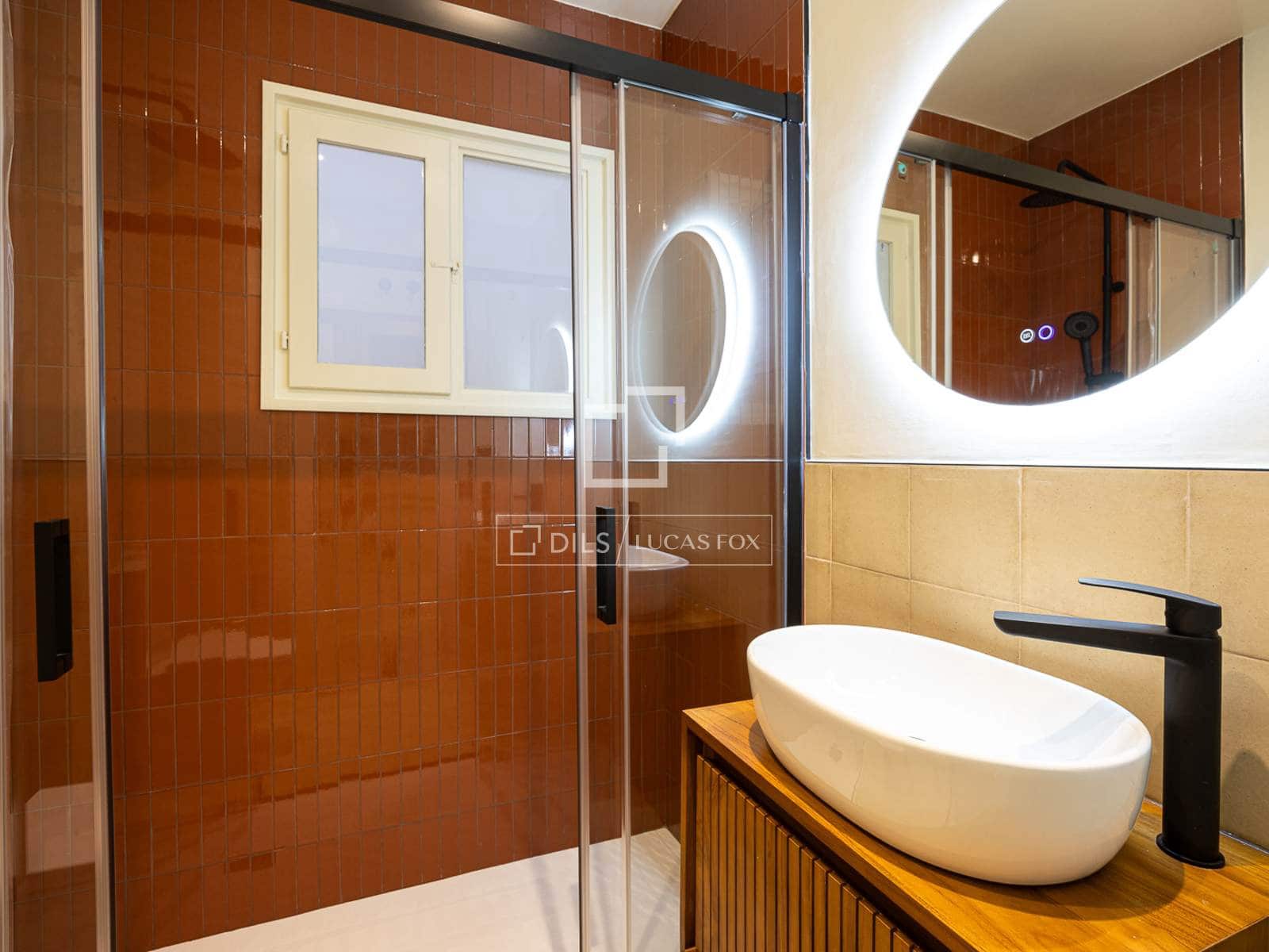 3 slaapkamer Appartement te koop in Barcelona stad - € 335.000 (Ref: 10023275)