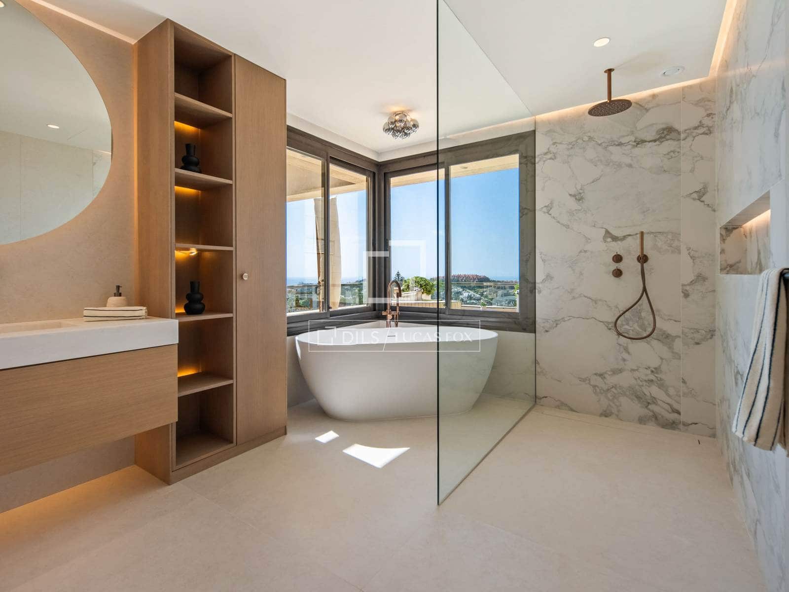 Apartamento de 5 habitaciones en Marbella en venta con piscina garaje - 6.900.000 € (Ref: 10023404)