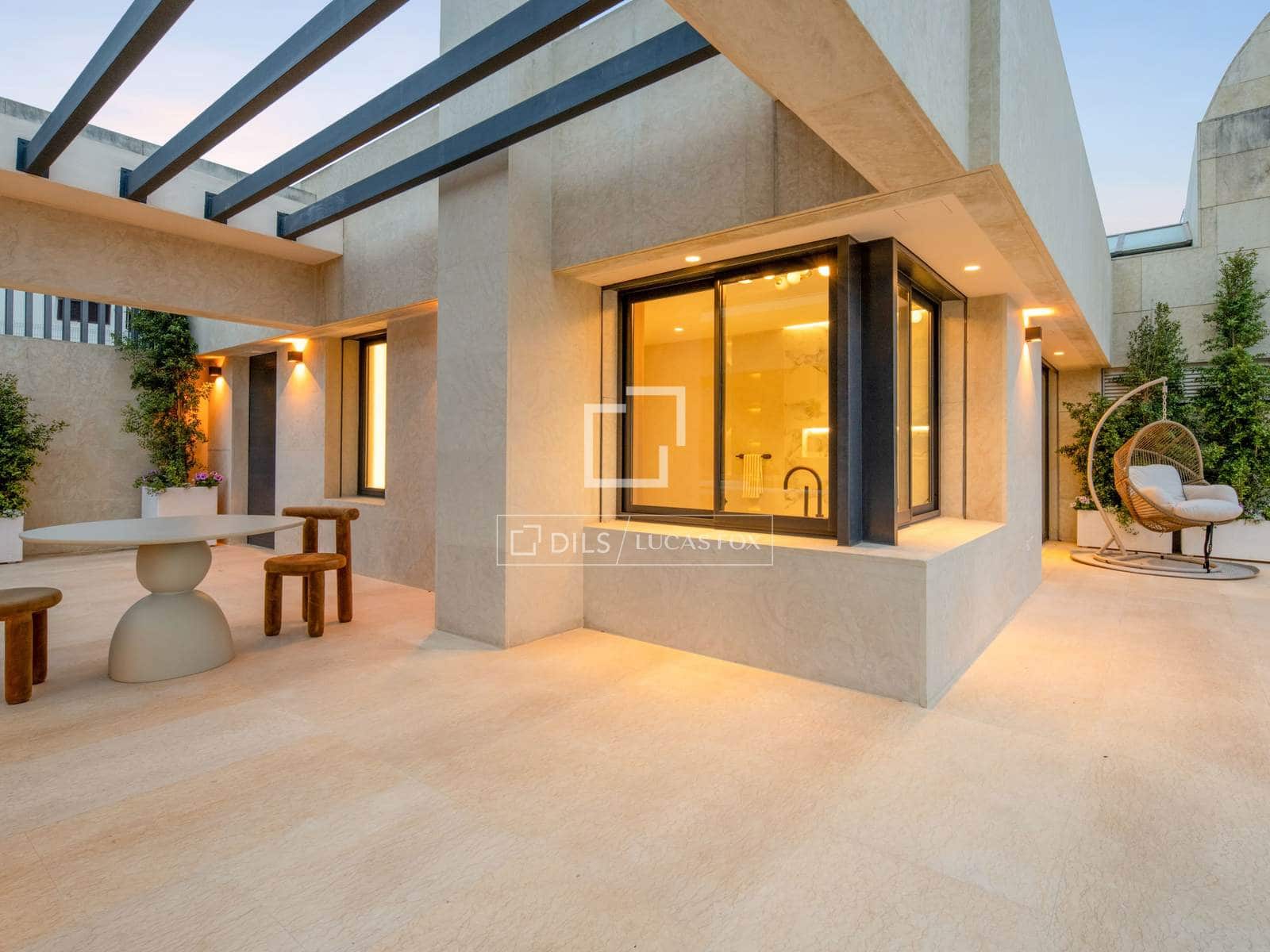 Apartamento de 5 habitaciones en Marbella en venta con piscina garaje - 6.900.000 € (Ref: 10023404)