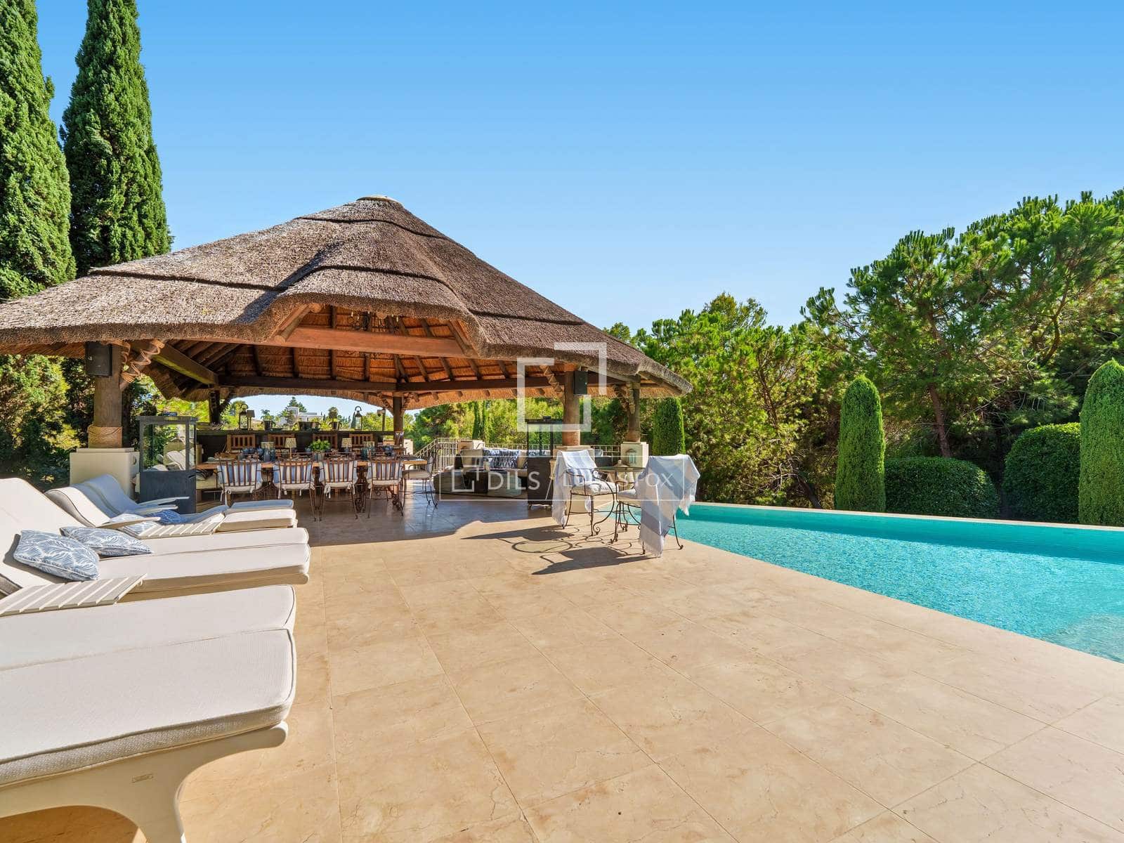 6 Zimmer Villa zu verkaufen in Marbella mit Pool Garage - 9.950.000 € (Ref: 10023407)