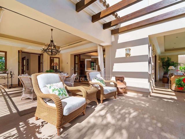 6 Zimmer Villa zu verkaufen in Marbella mit Pool Garage - 9.950.000 € (Ref: 10023407)