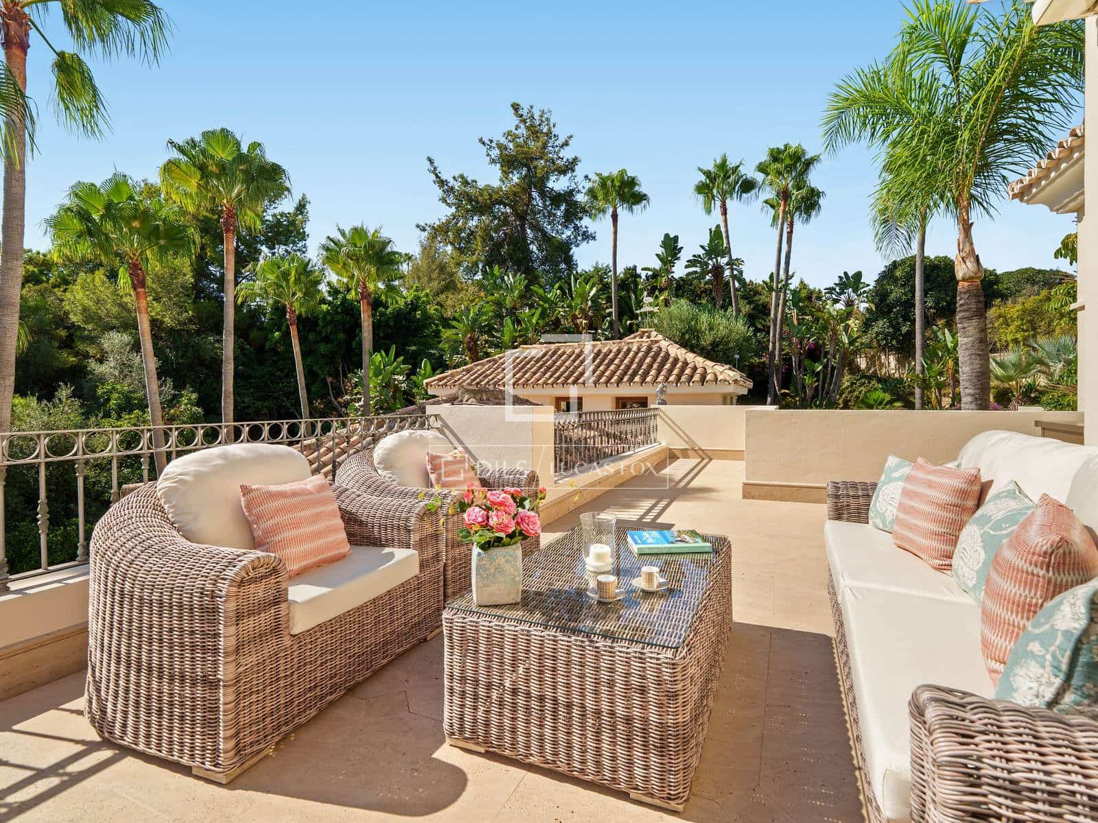 6 Zimmer Villa zu verkaufen in Marbella mit Pool Garage - 9.950.000 € (Ref: 10023407)