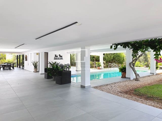 5 bedroom Villa for sale in Ciutadella de Menorca with pool garage - € 2,500,000 (Ref: 10024583)