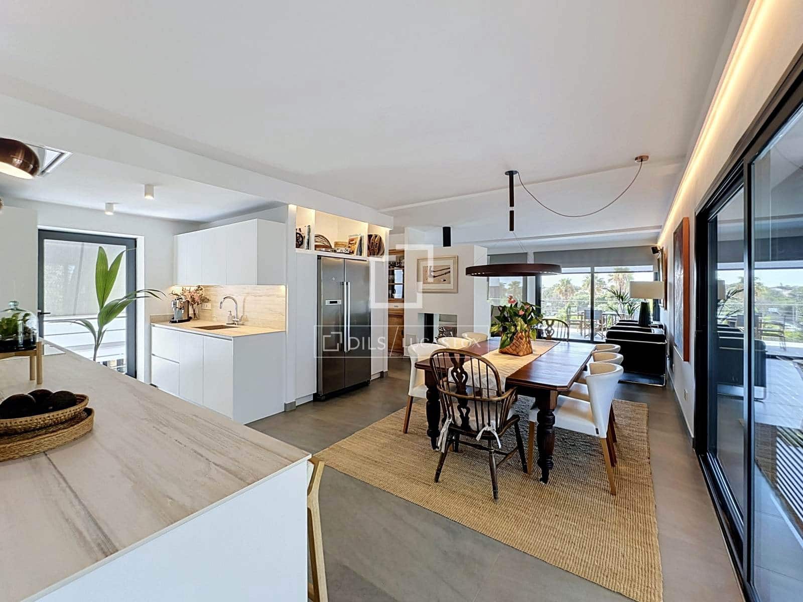 5 bedroom Villa for sale in Ciutadella de Menorca with pool garage - € 2,500,000 (Ref: 10024583)
