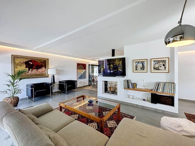 5 bedroom Villa for sale in Ciutadella de Menorca with pool garage - € 2,500,000 (Ref: 10024583)