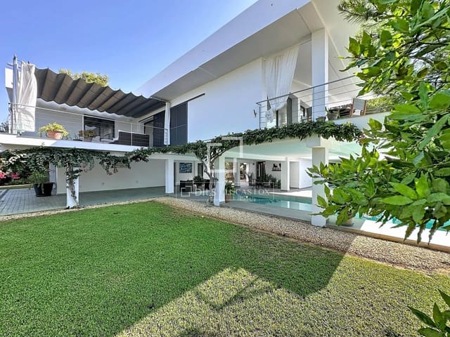 5 bedroom Villa for sale in Ciutadella de Menorca with pool garage - € 2,500,000 (Ref: 10024583)
