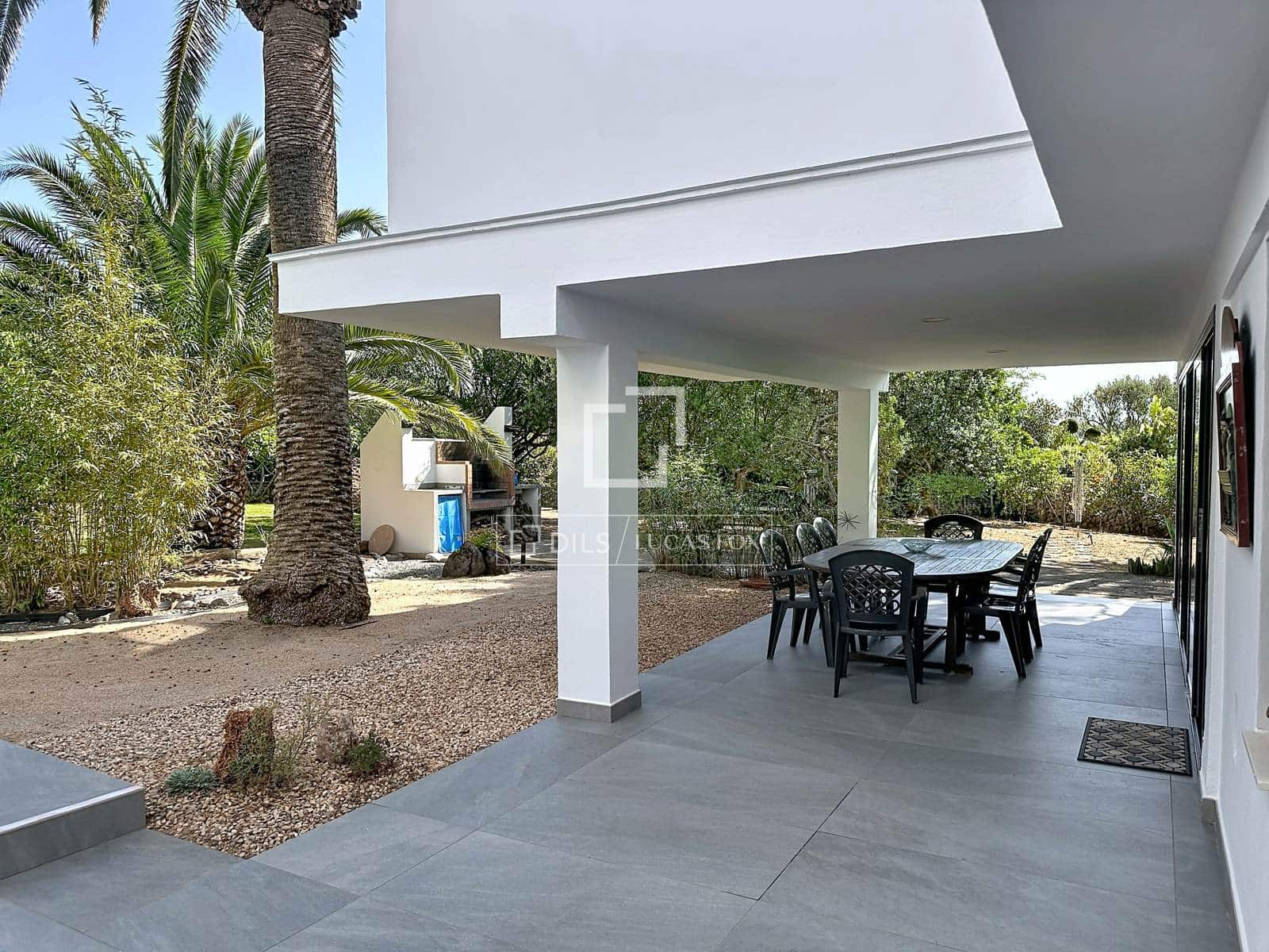 5 bedroom Villa for sale in Ciutadella de Menorca with pool garage - € 2,500,000 (Ref: 10024583)