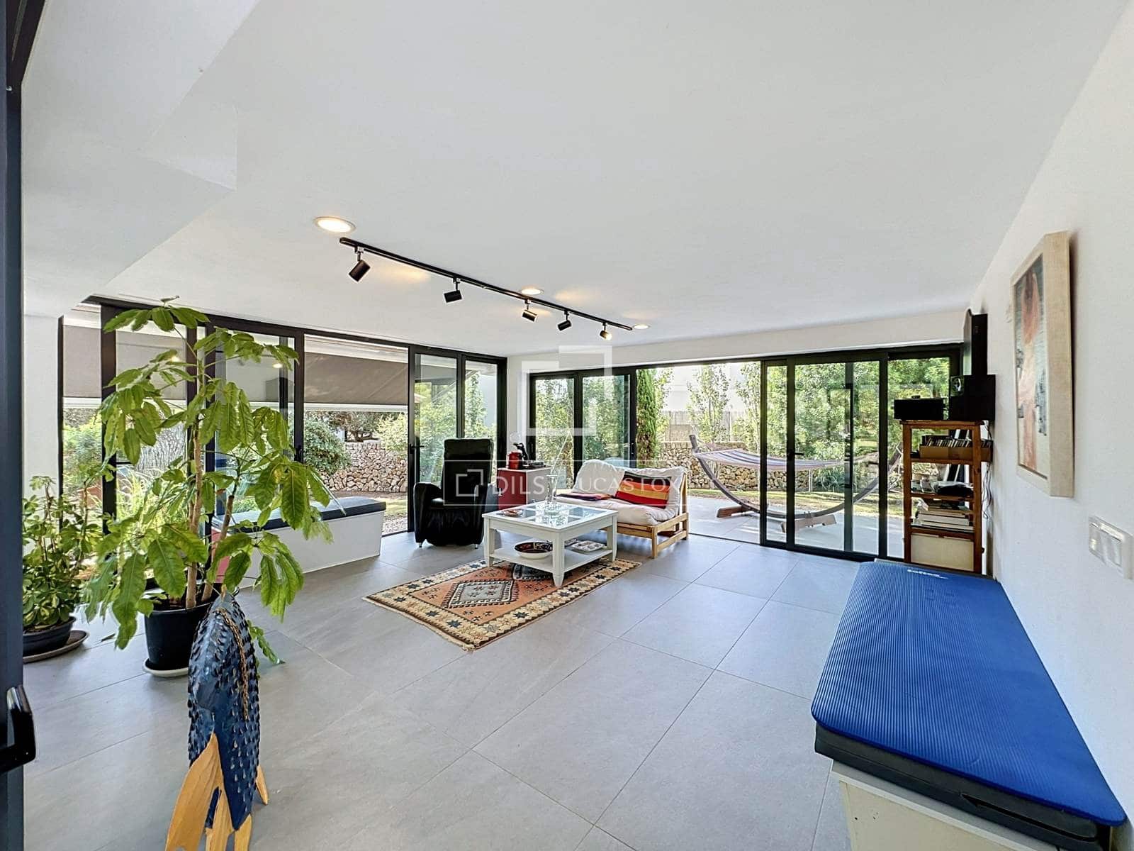 5 bedroom Villa for sale in Ciutadella de Menorca with pool garage - € 2,500,000 (Ref: 10024583)