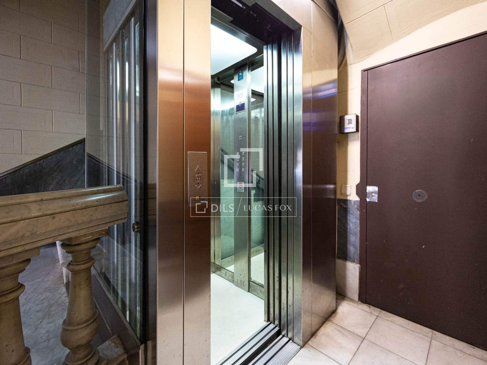 4 slaapkamer Penthouse te koop in Barcelona stad - € 595.000 (Ref: 10024689)