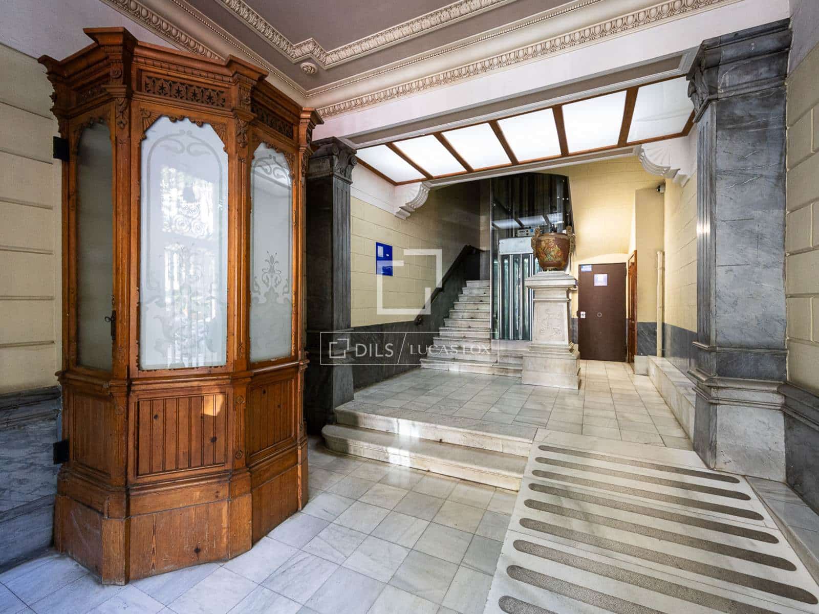 4 slaapkamer Penthouse te koop in Barcelona stad - € 595.000 (Ref: 10024689)